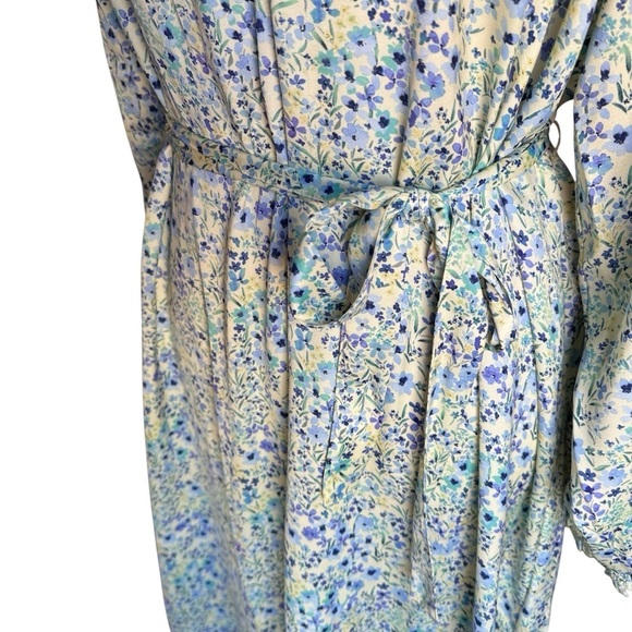 The All Dressed Up Mock Neck Dress Painted Floral in Slate & Powder Size M - Picture 6 of 16